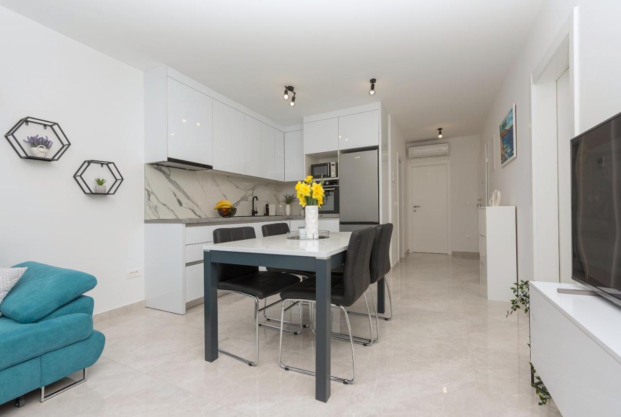 Apartment Ema Makarska Exterior foto